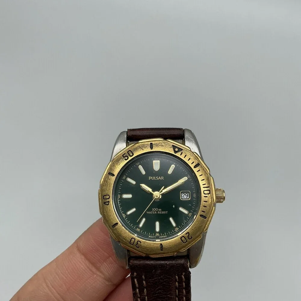 Vintage Pulsar Womens Watch 28mm Green Dial Brown Leather Diver Date New Battery